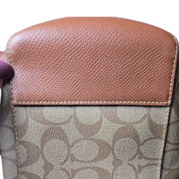 Coach Beige/Brown Signature Coated Canvas and Leather Tote Bag. - Picture 5 of 9